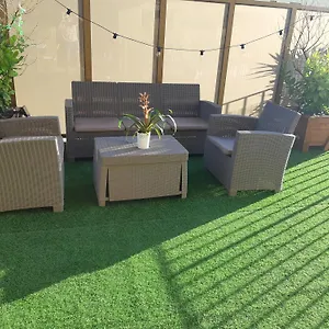 La Terrasse - Big & Terrace 80m2 - Metro 17 Min From Paris , Bagneux (Hauts-de-Seine) Frankreich